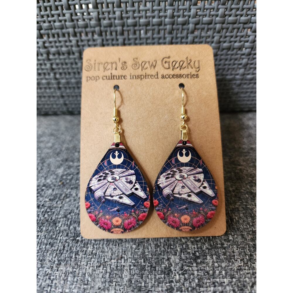 Star Wars Millennium Falcon Floral Fan Art Earrings